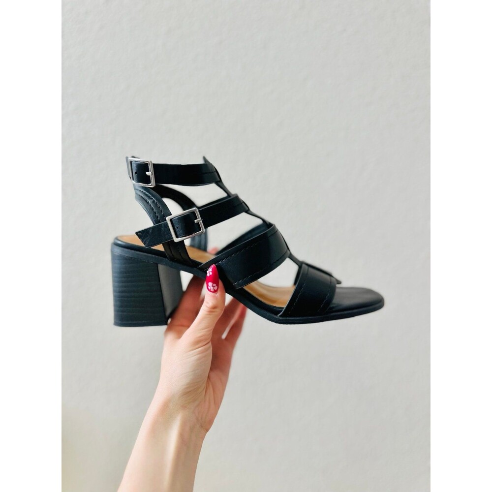 SM New York Cherri Black Strappy Block Heel Gladiator Sandal Women's 8.5